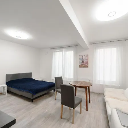 Brand New Studio Quiet And Private Near City Centre * Praag